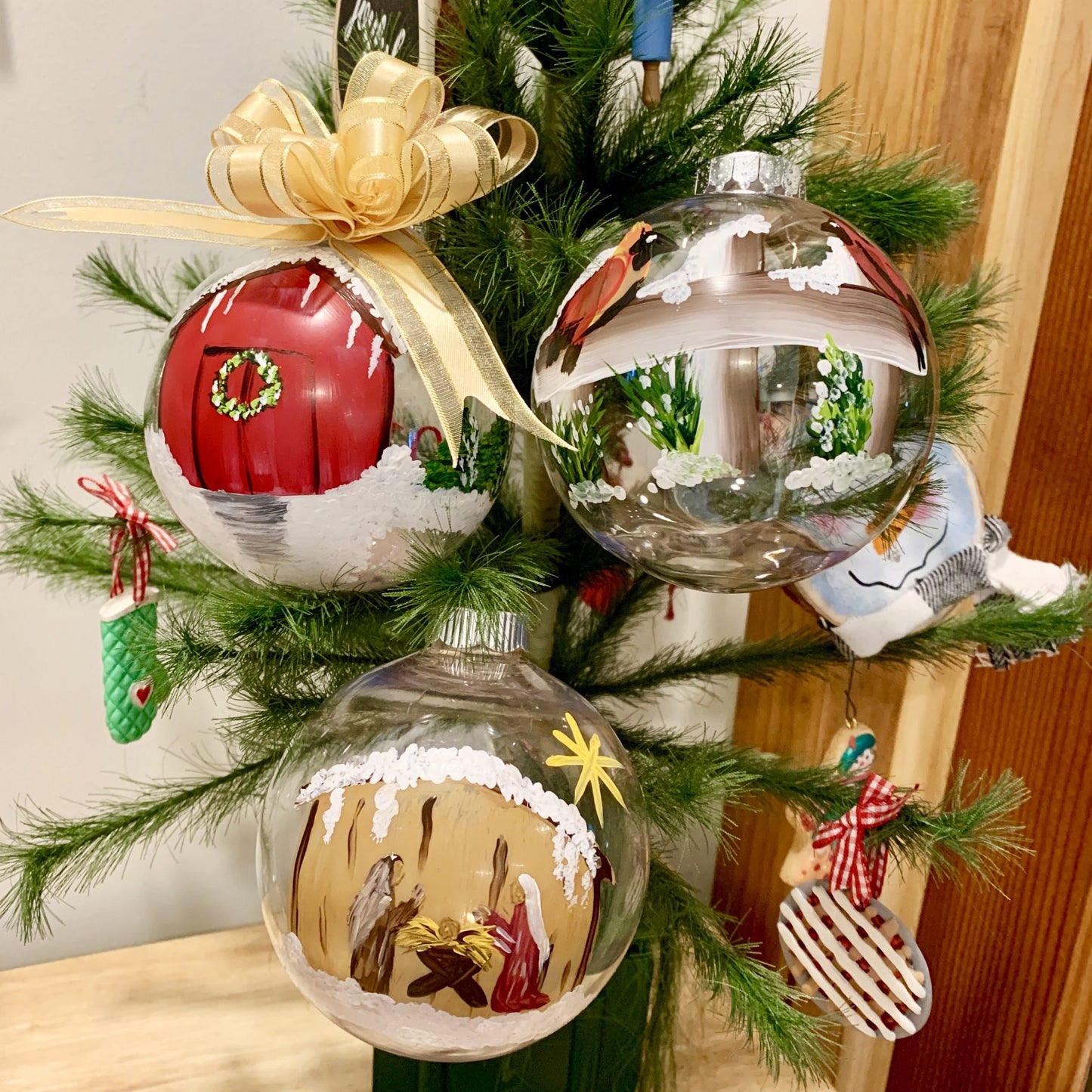 Christmas Ornament With Snowy Red Barn